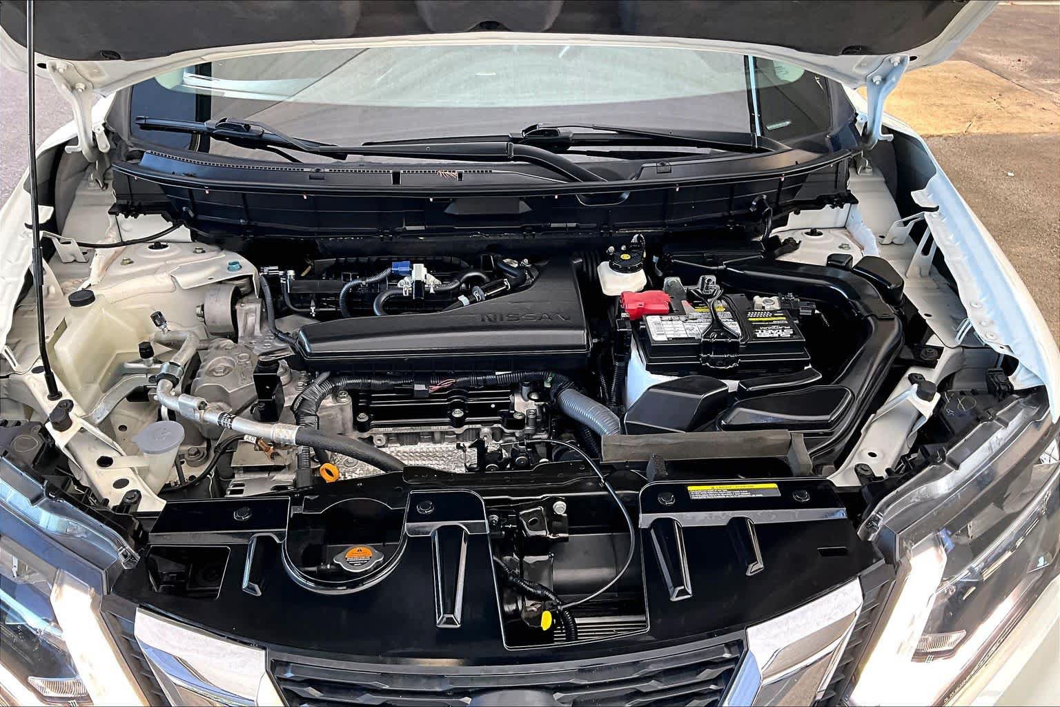 Certified 2019 Nissan Rogue SL FWD image 31