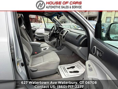 Used 2011 Toyota Tacoma 4x4 Double Cab w/ SR5 Pkg #2 image 35