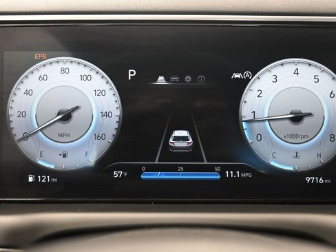 Used 2024 Hyundai Tucson SE image 39