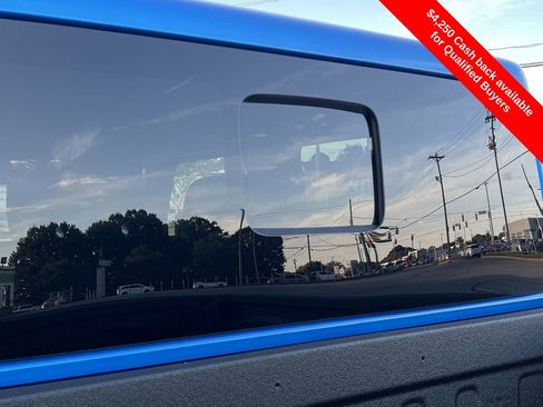 New 2025 Jeep Gladiator Sport image 23