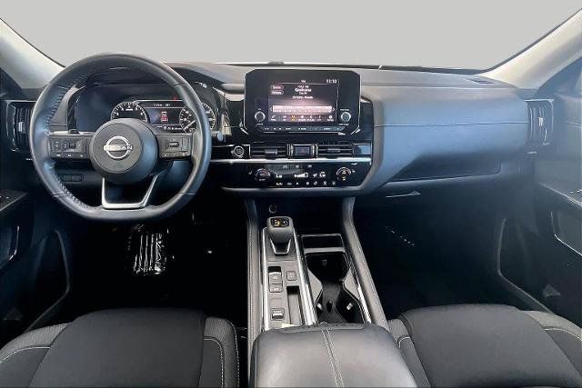Certified 2024 Nissan Pathfinder SV FWD image 15