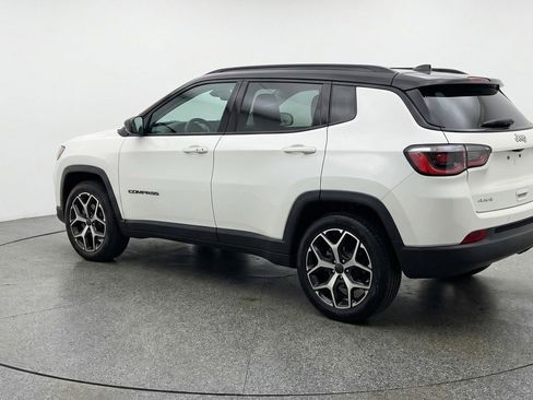 Used 2025 Jeep Compass Limited AWD/4WD image 6