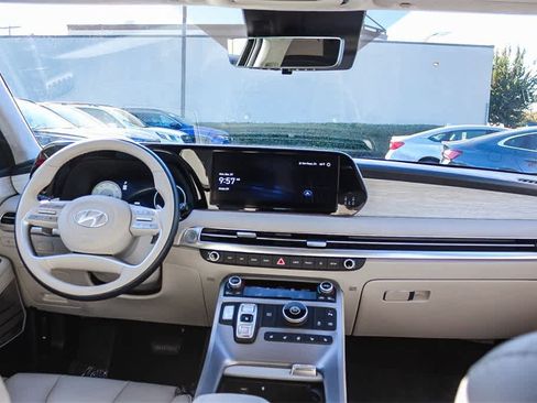 Used 2023 Hyundai Palisade Calligraphy w/ Cargo Package image 14
