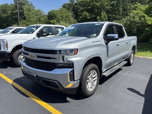 Used 2021 Chevrolet Silverado 1500 LT AWD/4WD image 4