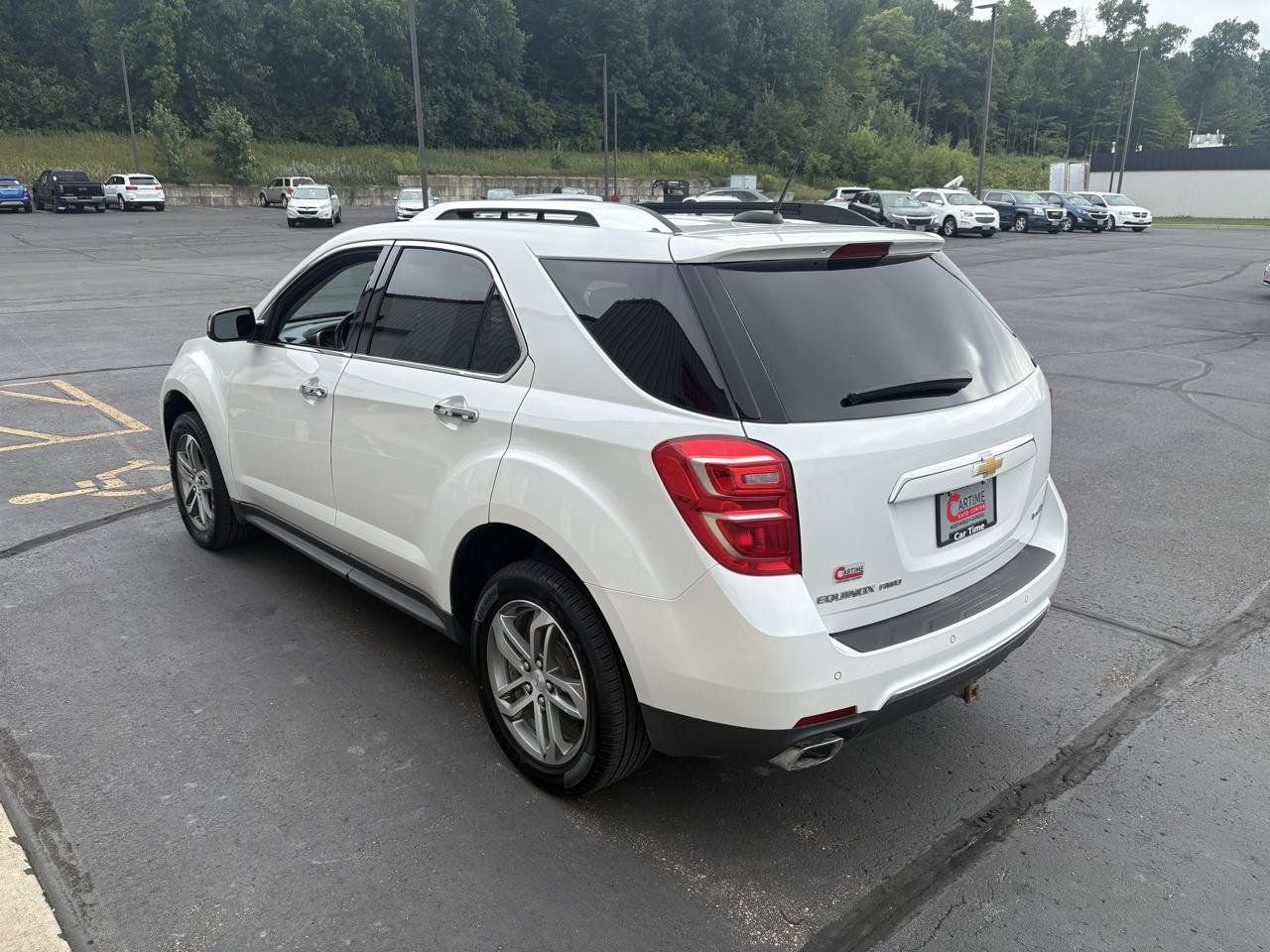 Used 2017 Chevrolet Equinox Premier w/ Enhanced Convenience Package AWD/4WD image 6
