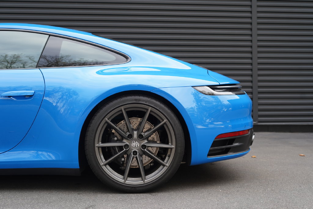 Certified 2024 Porsche 911 Carrera T RWD image 12