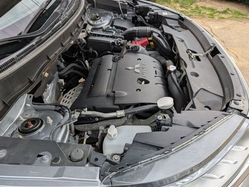 Used 2024 Mitsubishi Outlander Sport ES image 15