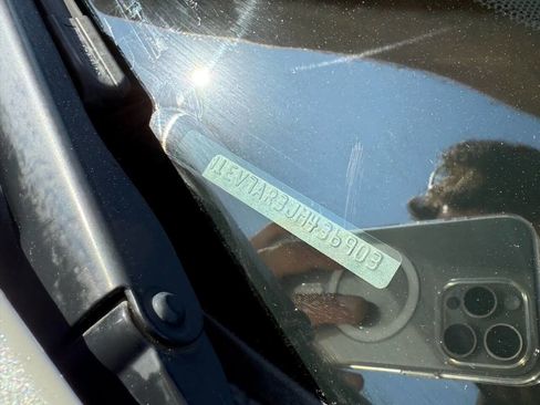 Used 2018 INFINITI Q50 Luxe w/ Essential Package (3.0T Luxe) image 29