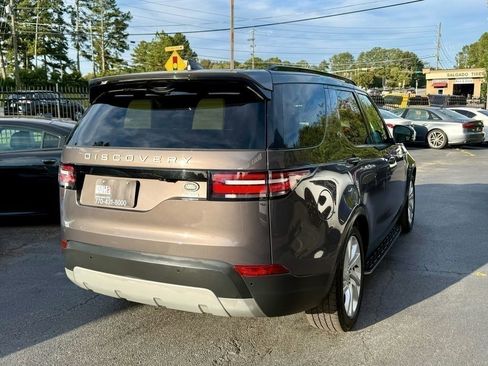 Used 2017 Land Rover Discovery HSE image 6