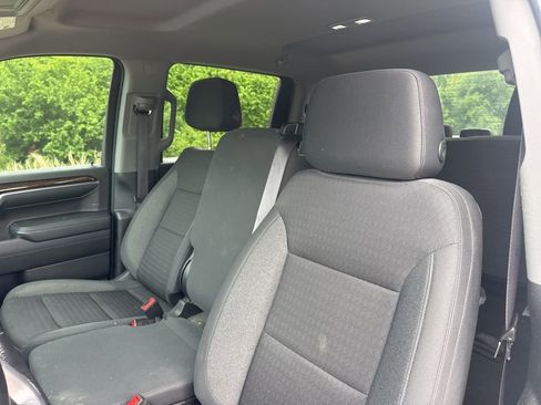 Used 2022 GMC Sierra 1500 SLE AWD/4WD image 9