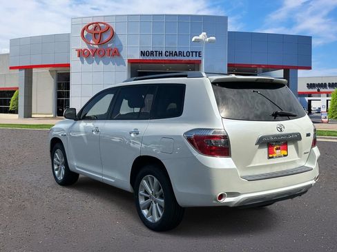 Used 2010 Toyota Highlander Limited AWD/4WD image 4