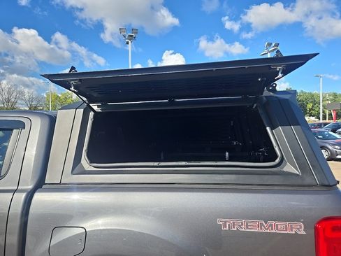 Used 2023 Ford Ranger Lariat w/ Tremor Off-Road Package image 51