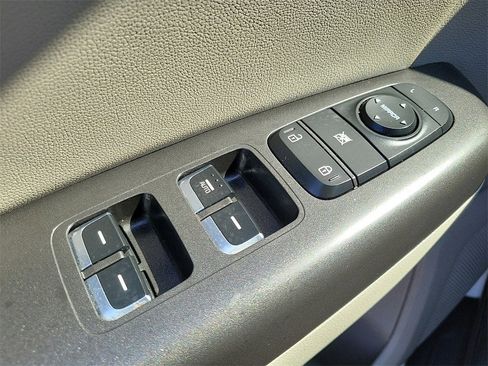 Used 2017 Kia Sportage EX image 14