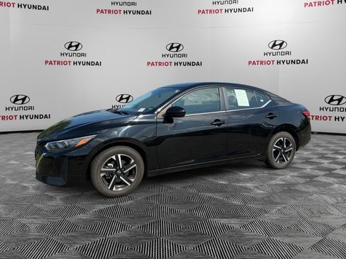 Used 2024 Nissan Sentra SV FWD image 7