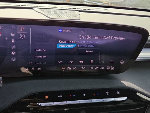 Certified 2025 Buick Enclave Preferred FWD image 14