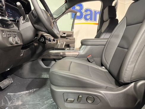 New 2026 Chevrolet Silverado 3500 LTZ w/ LTZ Convenience Package image 9