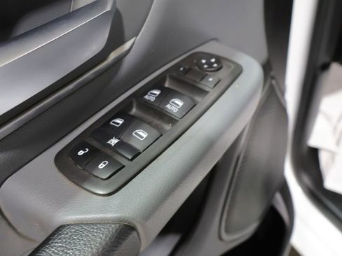 Used 2022 RAM 1500 Big Horn AWD/4WD image 14