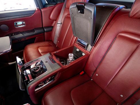 Used 2021 Rolls-Royce Ghost AWD/4WD image 59