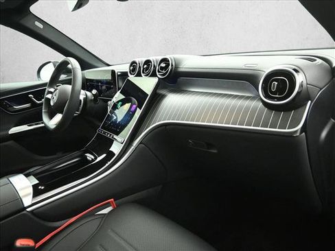 Certified 2026 Mercedes-Benz GLC 300 4MATIC image 27