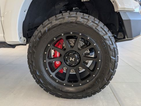 New 2025 Ford F150 Lariat w/ Equipment Group 502A High image 32