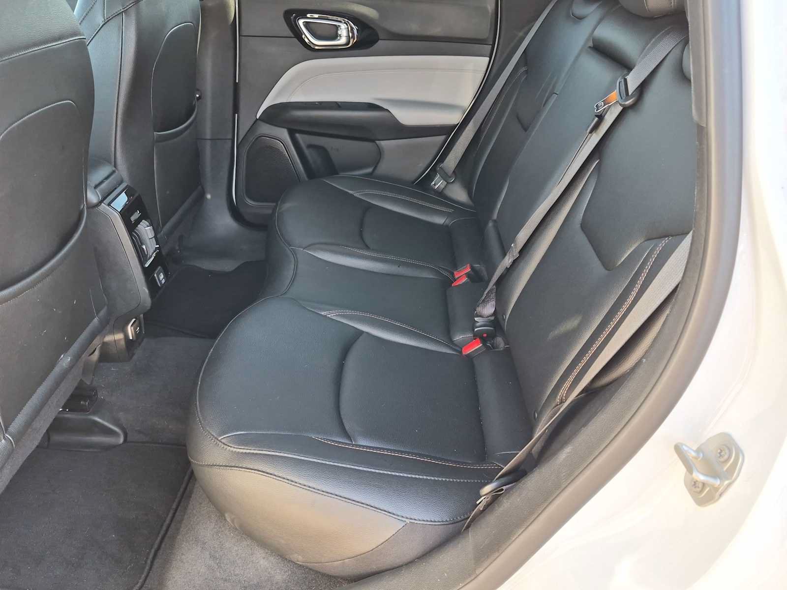 Used 2024 Jeep Compass Limited AWD/4WD image 19