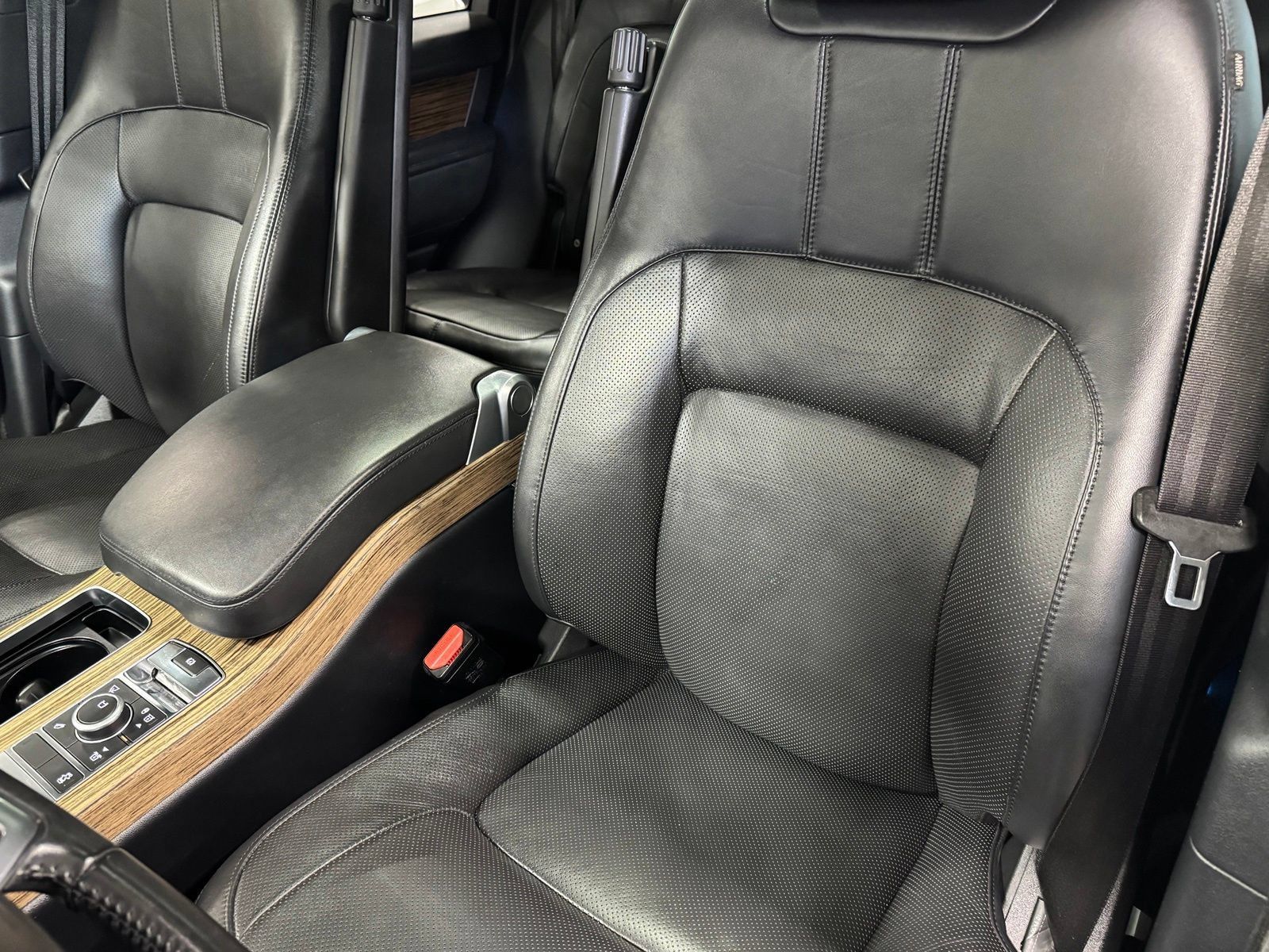 Used 2018 Land Rover Range Rover HSE AWD/4WD image 31