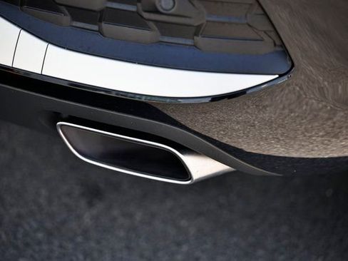 Used 2025 Audi Q5 Prestige image 9