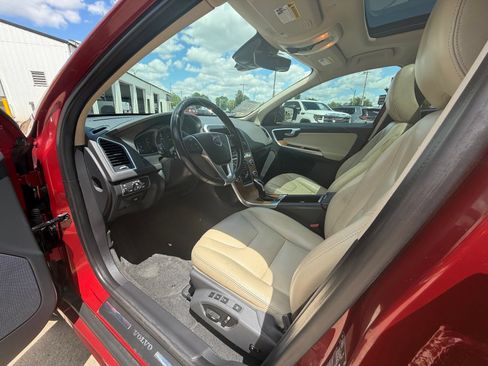 Used 2017 Volvo XC60 T5 Inscription w/ Preferred Option Package AWD/4WD image 18