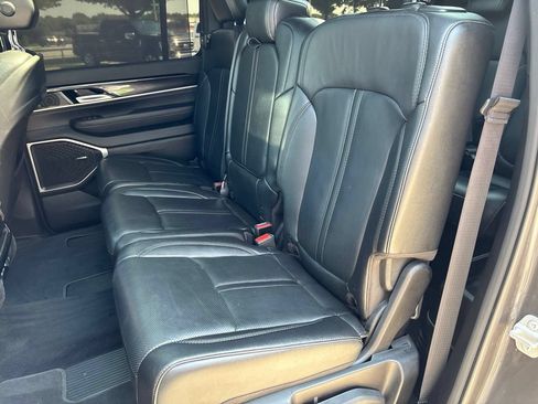 Used 2023 Jeep Wagoneer L 4WD w/ Premium Group I image 43
