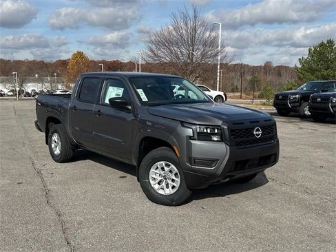 New 2026 Nissan Frontier S image 2