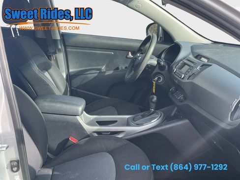 Used 2015 Kia Sportage LX image 10