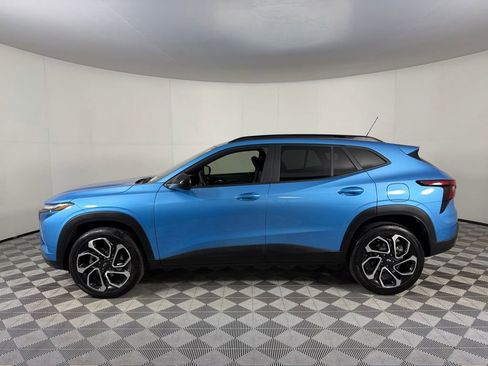 Used 2025 Chevrolet Trax RS image 10