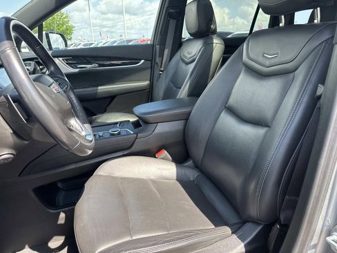Used 2024 Cadillac XT6 Premium Luxury FWD image 18