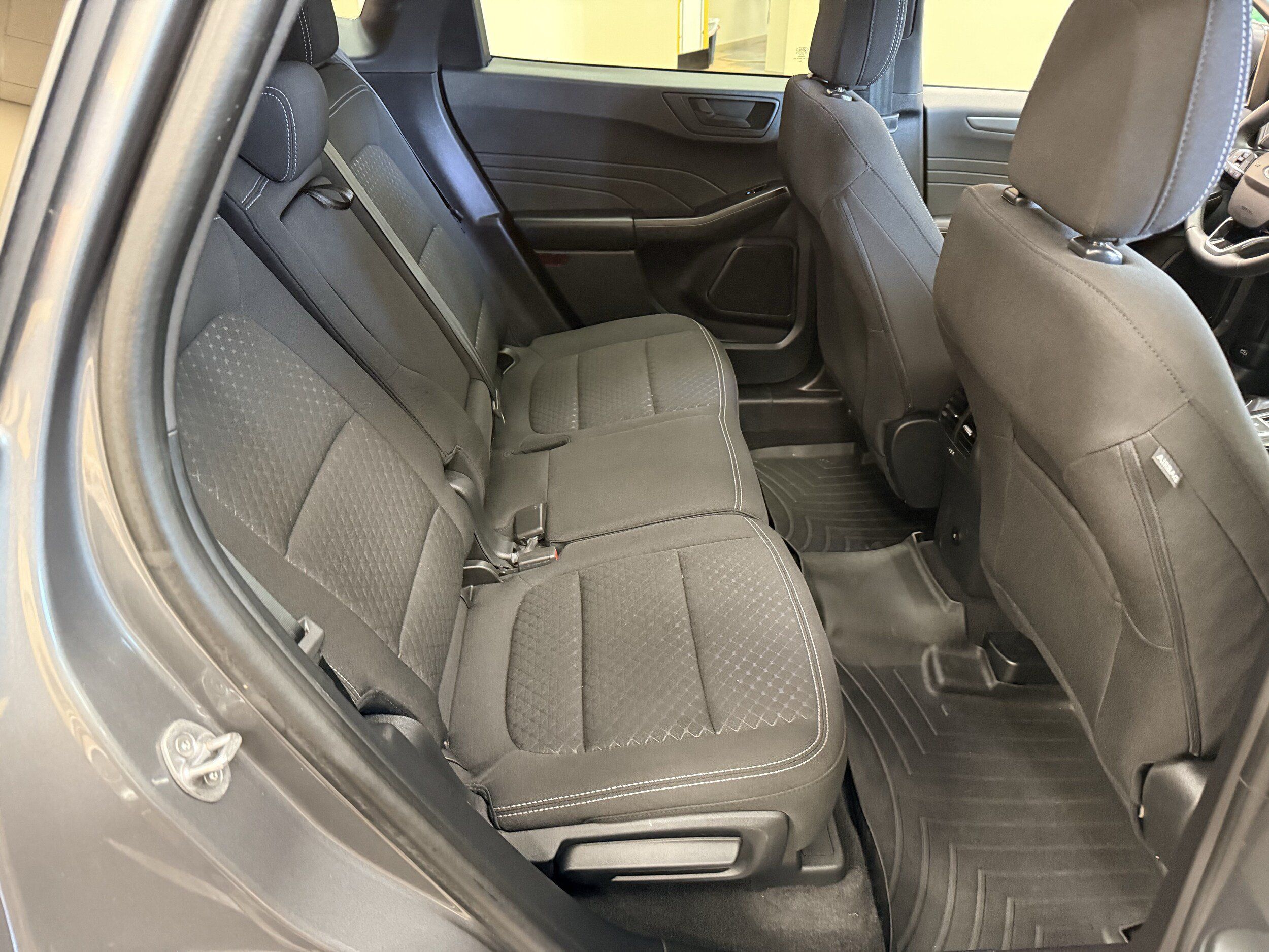 Used 2024 Ford Escape Active AWD/4WD image 22