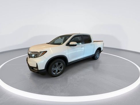 Used 2023 Honda Ridgeline RTL image 3