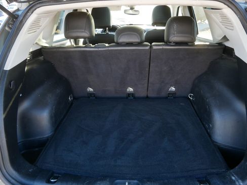 Used 2018 Jeep Compass Latitude w/ Popular Equipment Group image 18