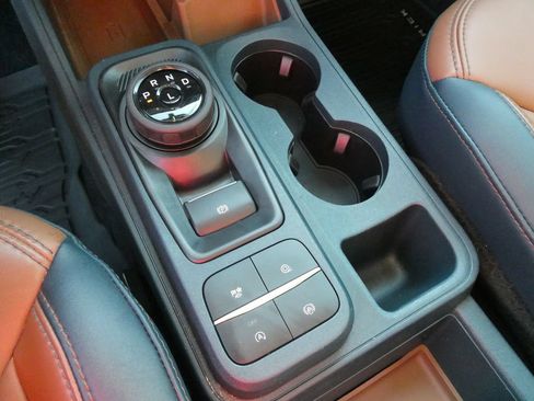 Used 2024 Ford Maverick Lariat AWD/4WD image 28