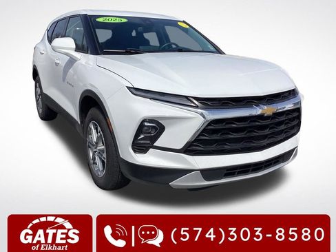 Used 2025 Chevrolet Blazer LT AWD/4WD image 1