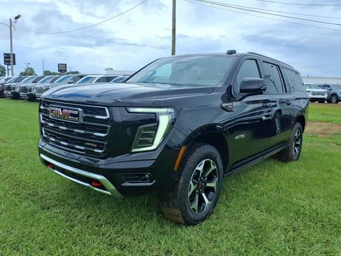New 2026 GMC Yukon XL AT4 w/ AT4 Premium Plus Package AWD/4WD image 3
