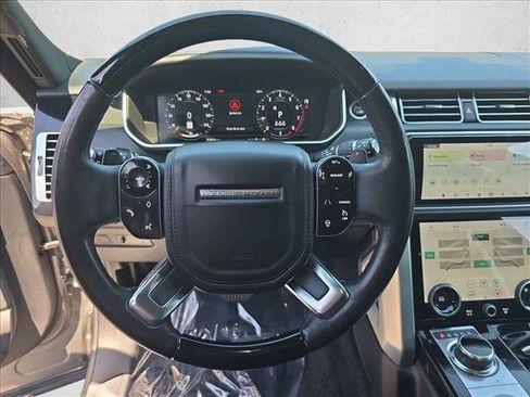 Used 2019 Land Rover Range Rover Supercharged AWD/4WD image 18