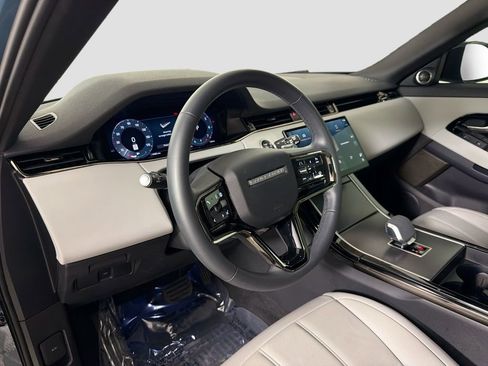 Used 2026 Land Rover Range Rover Evoque S AWD/4WD image 9