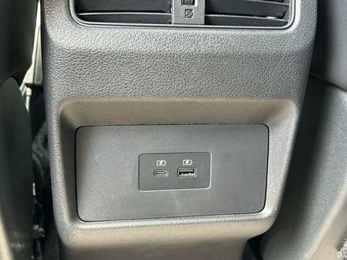 Certified 2023 Nissan Rogue SV w/ SV Premium B Package AWD/4WD image 25
