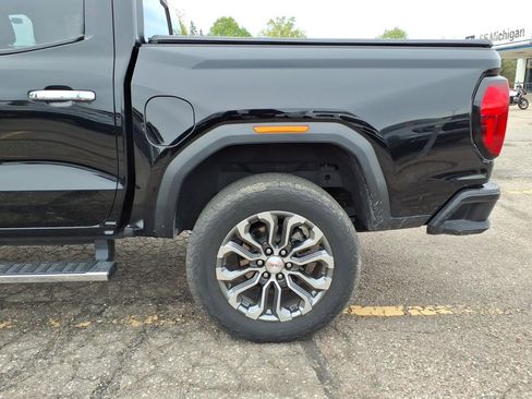 Used 2023 GMC Canyon Denali AWD/4WD image 24