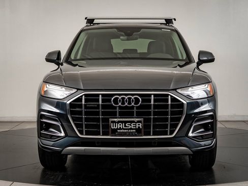 Used 2023 Audi Q5 2.0T Premium w/ Convenience Package image 2