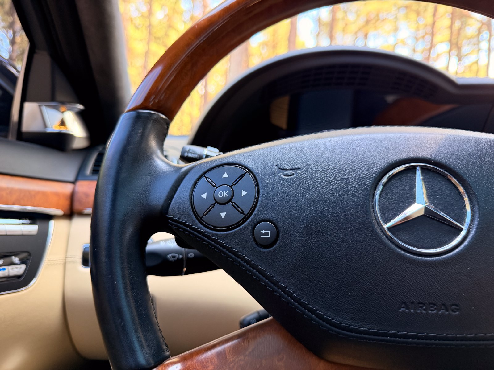 Used 2013 Mercedes-Benz S 63 AMG image 24