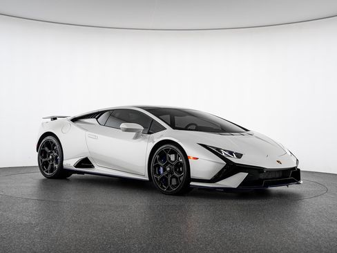 Used 2023 Lamborghini Huracan Tecnica RWD image 8