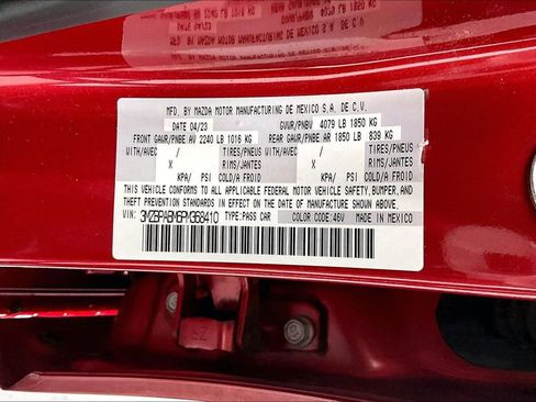 Used 2023 MAZDA MAZDA3 s image 37
