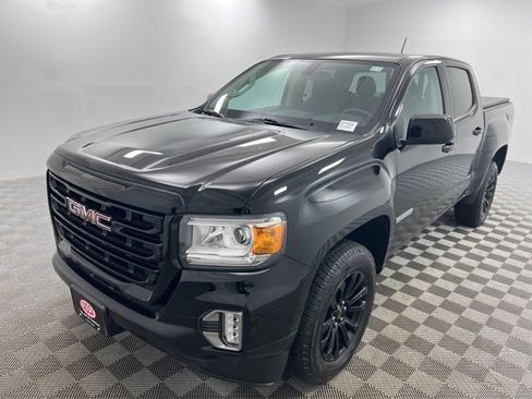 Used 2022 GMC Canyon Elevation w/ Elevation Premium Package image 2