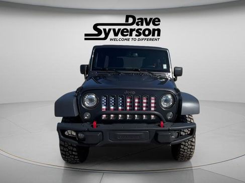 Used 2017 Jeep Wrangler Unlimited Rubicon AWD/4WD image 8