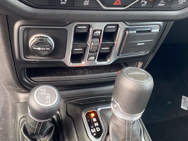 New 2025 Jeep Gladiator Sport AWD/4WD image 23